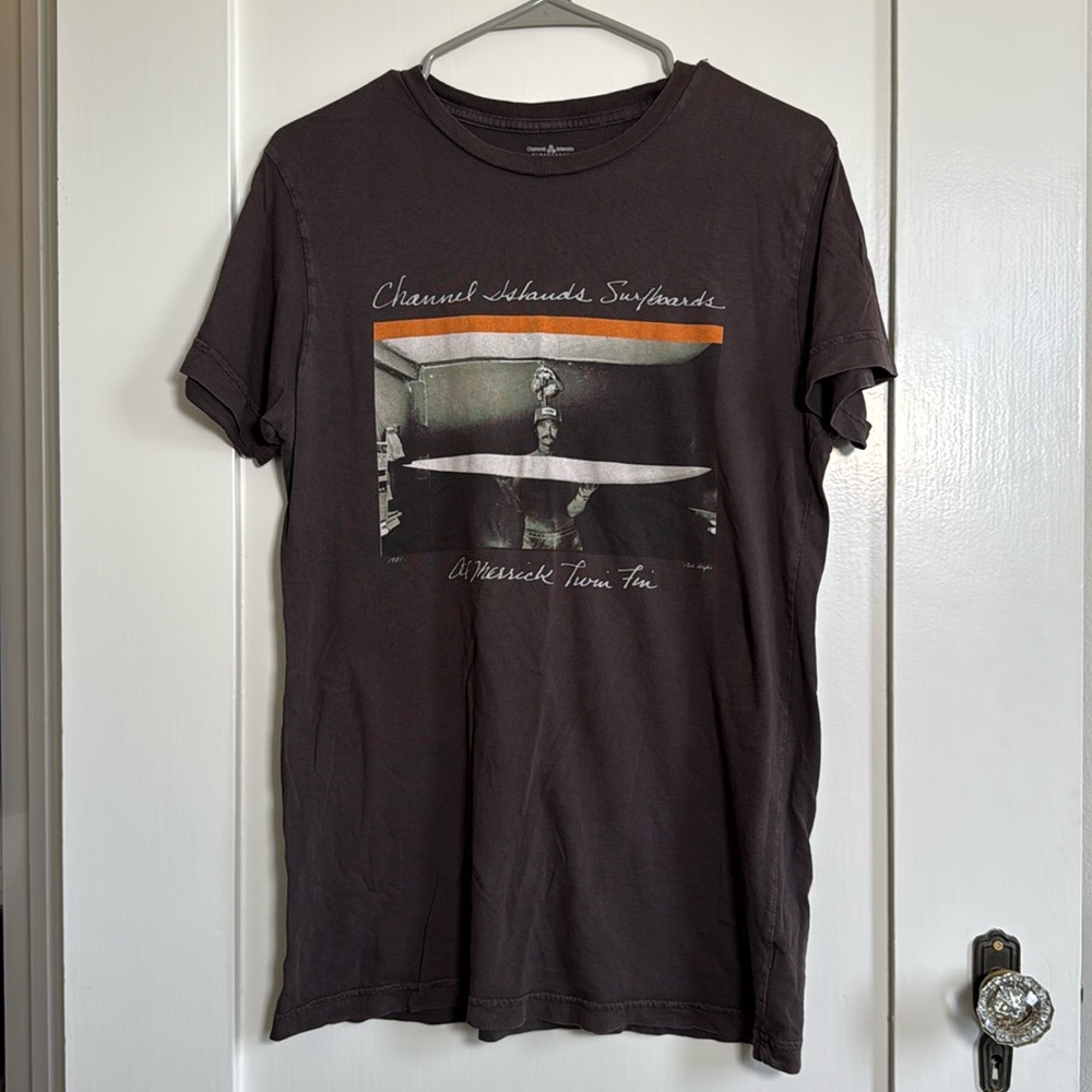 Channel Islands Surfboards Al Merrick Twin Fin T-Shirt Small Distressed